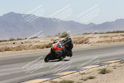 media/May-10-2025-Race Pace (Sat) [[db32fef2da]]/Vested/6-Turn 15 Inside (1115am)/